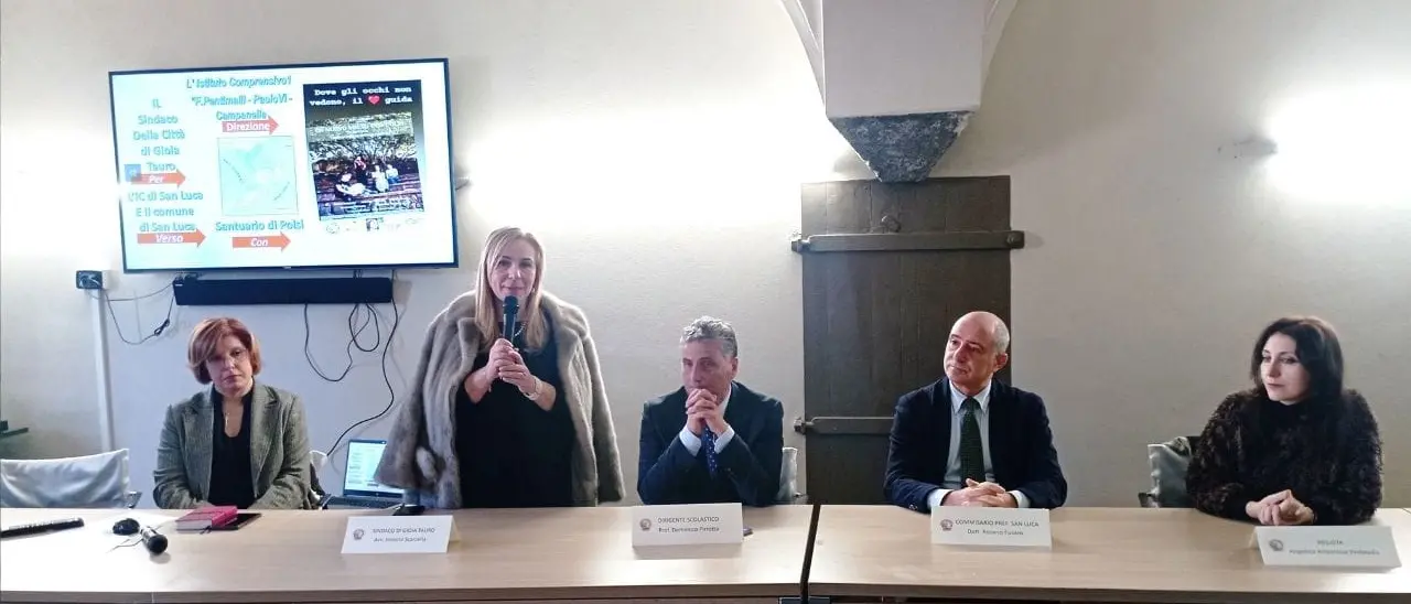 Gioia Tauro, presentato il docufilm \"Un nuovo volto per Polsi\". Pedatella: «La rivoluzione parte da noi»