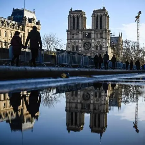 Notre Dame risorge dalle sue ceneri, la cattedrale di Parigi riapre le porte dopo 5 anni dall’incendio che la devastò