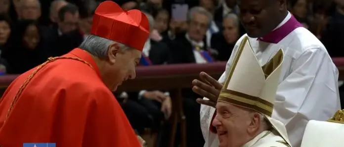 Don Mimmo Battaglia è cardinale: il presule di Satriano ha ricevuto la berretta e l’anello da Papa Francesco\n