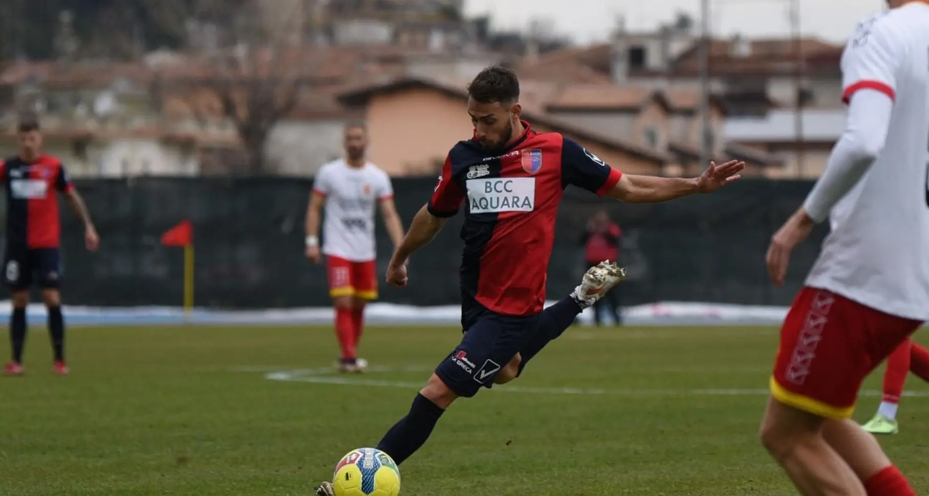 Serie D, un jolly di centrocampo per la Vibonese: dal Sant'Agata arriva il 24enne Christian Nunziante\n