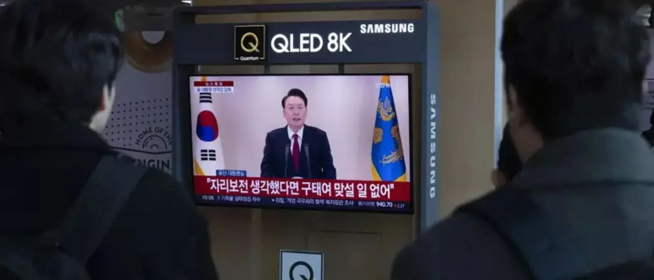 Corea del Sud, Yoon non cede: «Combatterò con il popolo fino all'ultimo minuto»\n