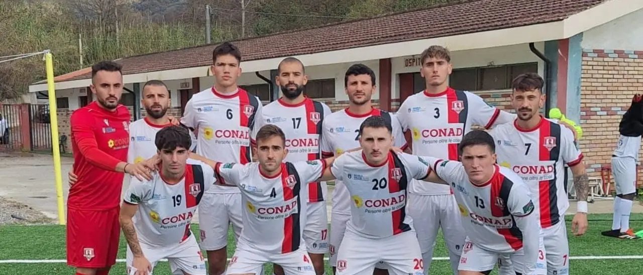 Eccellenza, la capolista PraiaTortora ospita la Paolana. Impegni esterni per Reggioravagnese e Vigor Lamezia