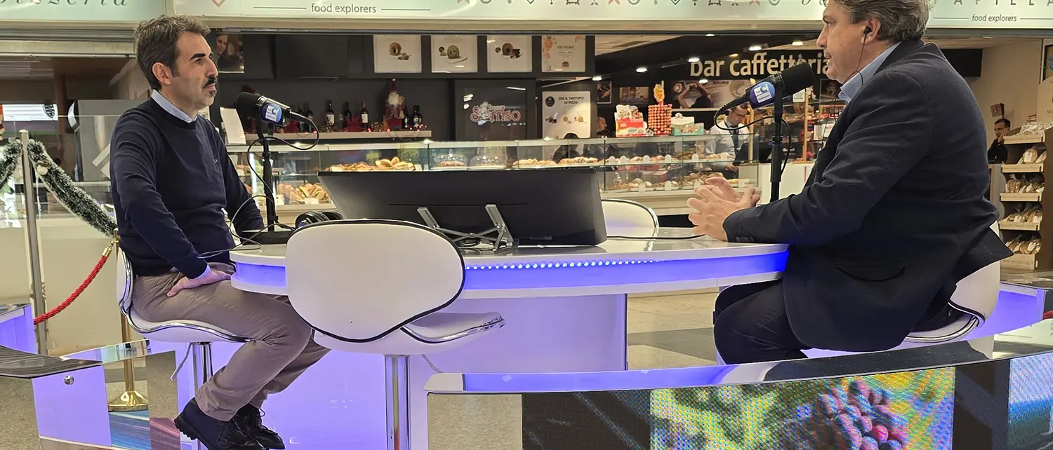 Produzione di caramelle in Calabria per il mercato nazionale ed estero: Claudio Aquino ospite di Imprenditori in Volo su LaC Tv\n