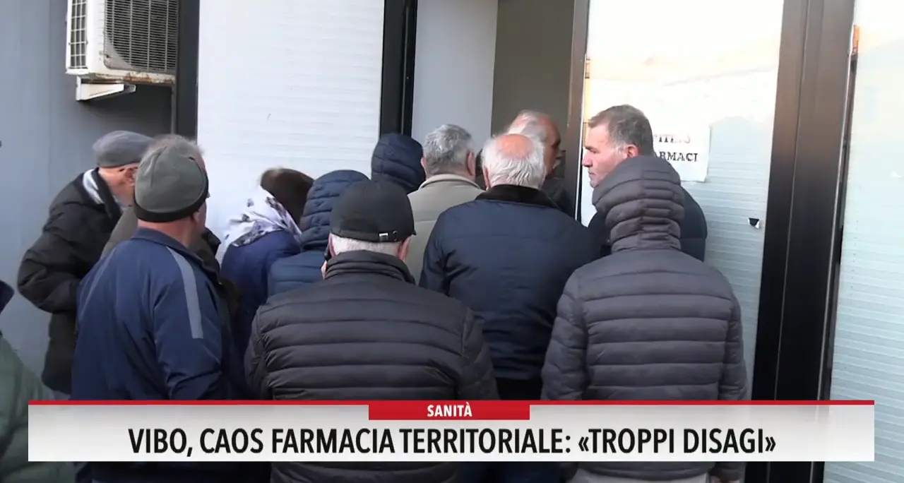 Vibo, caos alla farmacia territoriale: troppi disagi