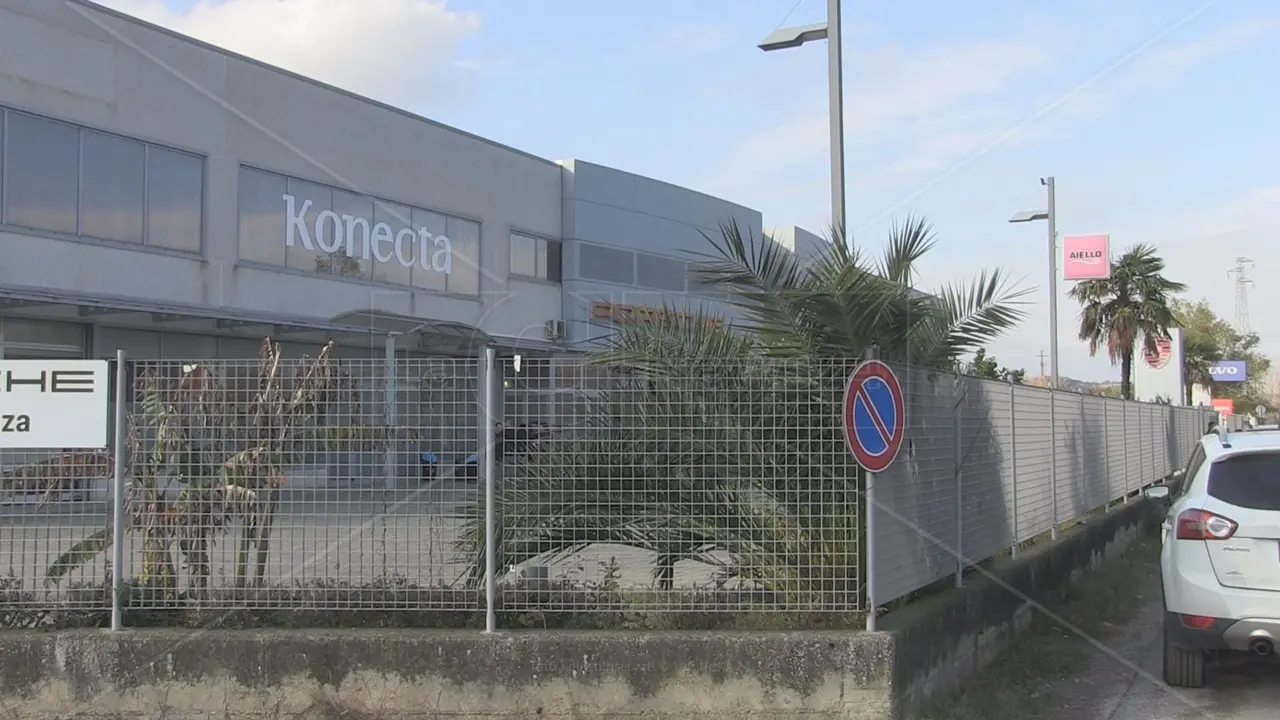 Vertenza Abramo, qualcosa si muove: un terzo dei lavoratori ricollocato alle dipendenze di Konecta\n