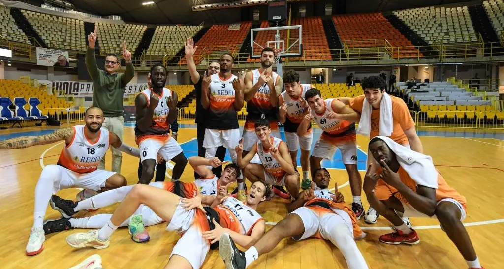 Basket, è tempo di derby dello Stretto: la Viola Reggio Calabria in trasferta contro il Castanea Messina