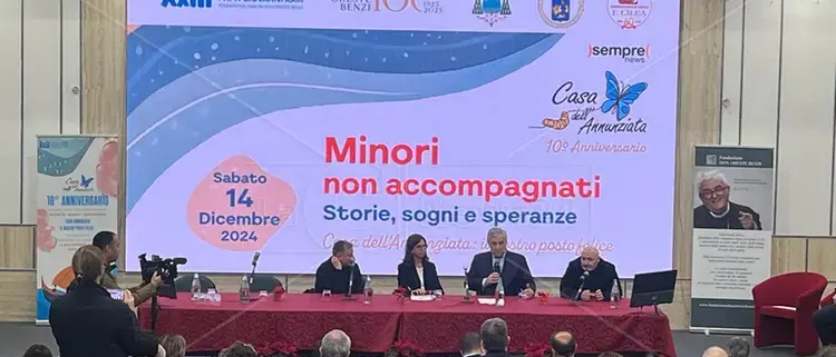 Tajani a Reggio: «Integrare i minori stranieri attraverso la scuola è essenziale. Lavorerò per lo Ius Italiae»