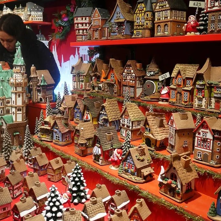 Per le feste di Natale attese 16,3 milioni di presenze ma flussi turistici in (lieve) calo\n