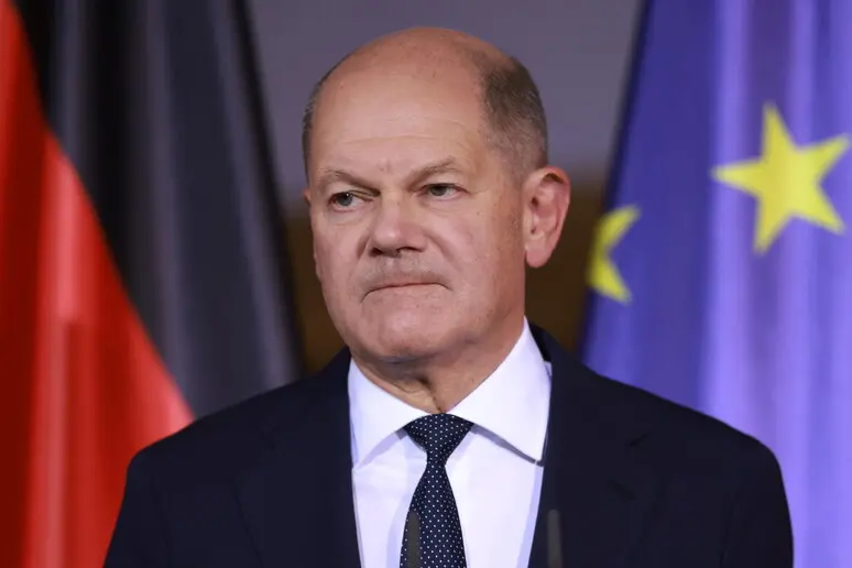 Germania, il Parlamento vota la sfiducia a Scholz: elezioni anticipate il 23 febbraio