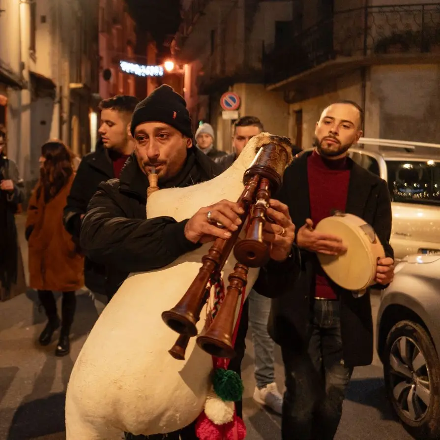 Incontri d’Otre: tre giorni di musica, tradizioni e sapori nel cuore della Calabria promosse da Felici & Conflenti\n