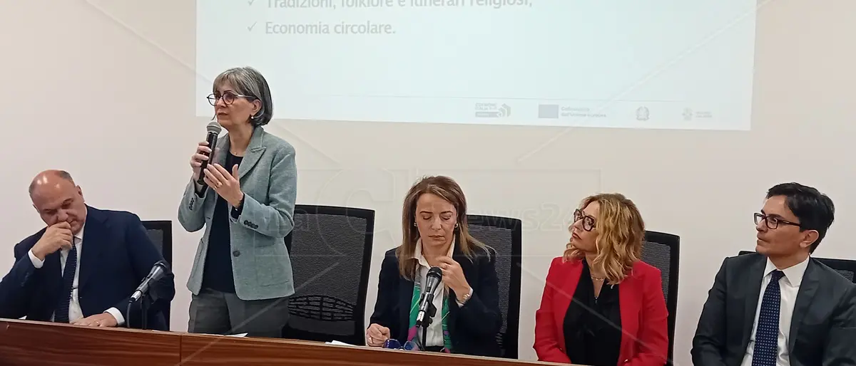 La Regione vuole portare scuole e studenti in Calabria: 12 milioni per finanziare viaggi d’istruzione\n