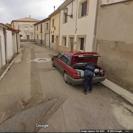 Scomparso da un anno, il killer preso grazie a Google Maps: immortalato mentre caricava il cadavere in auto