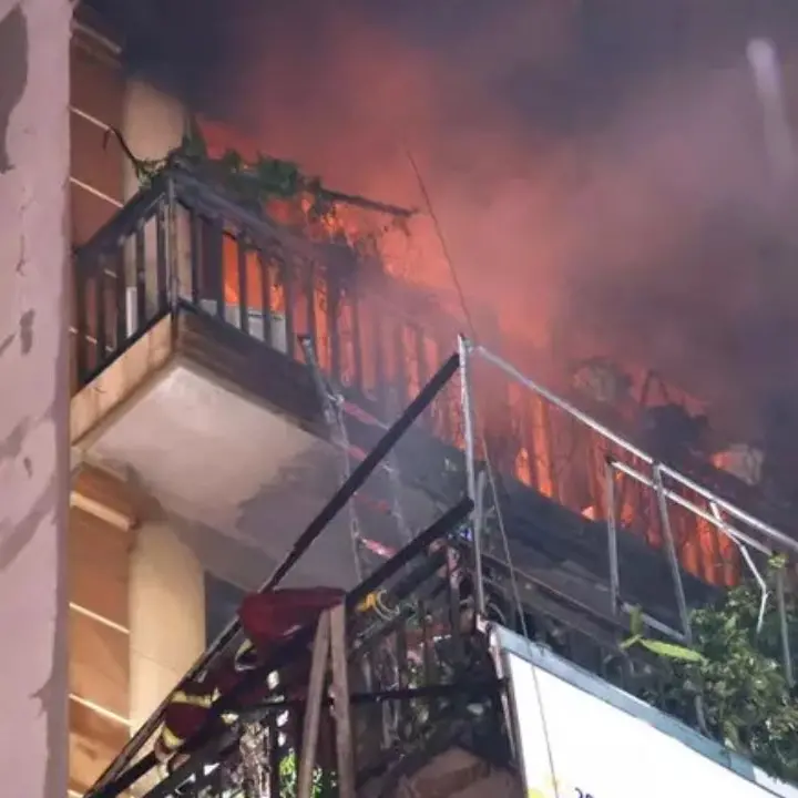 Incendio in un bar karaoke ad Hanoi