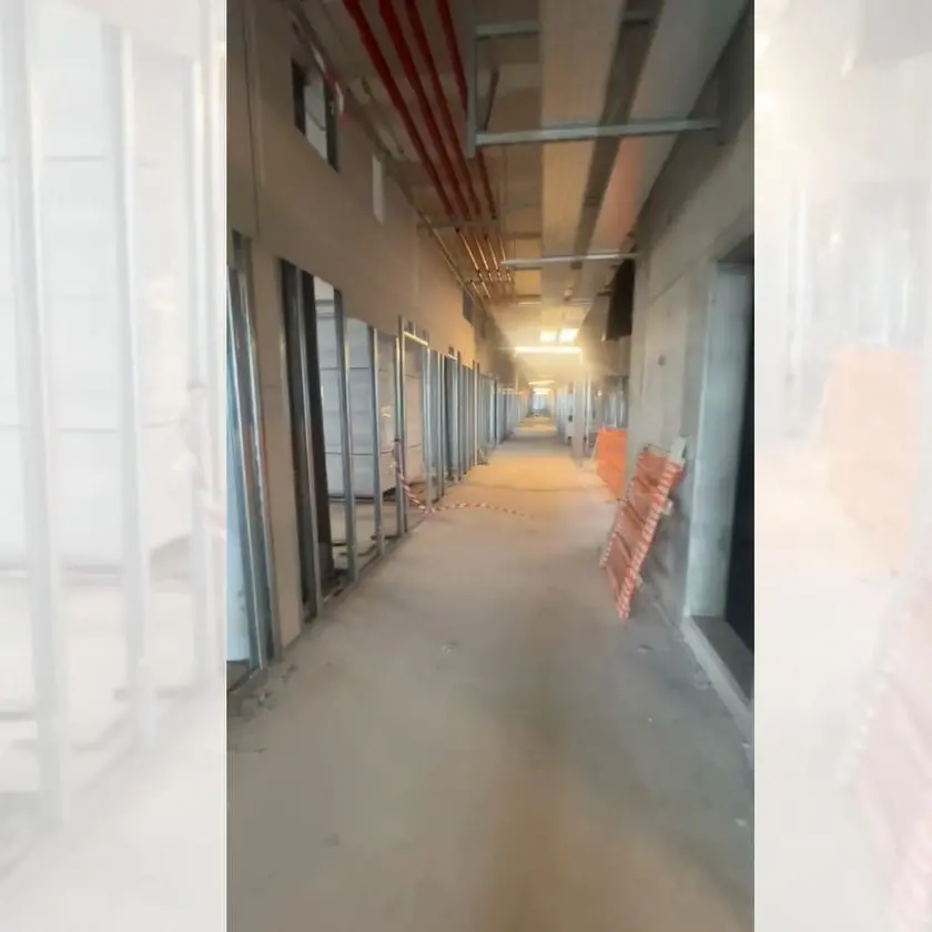 Viaggio nel cantiere dell’ospedale della Sibaritide, le immagini dei lavori in corso: l’avanzamento è al 35%\n