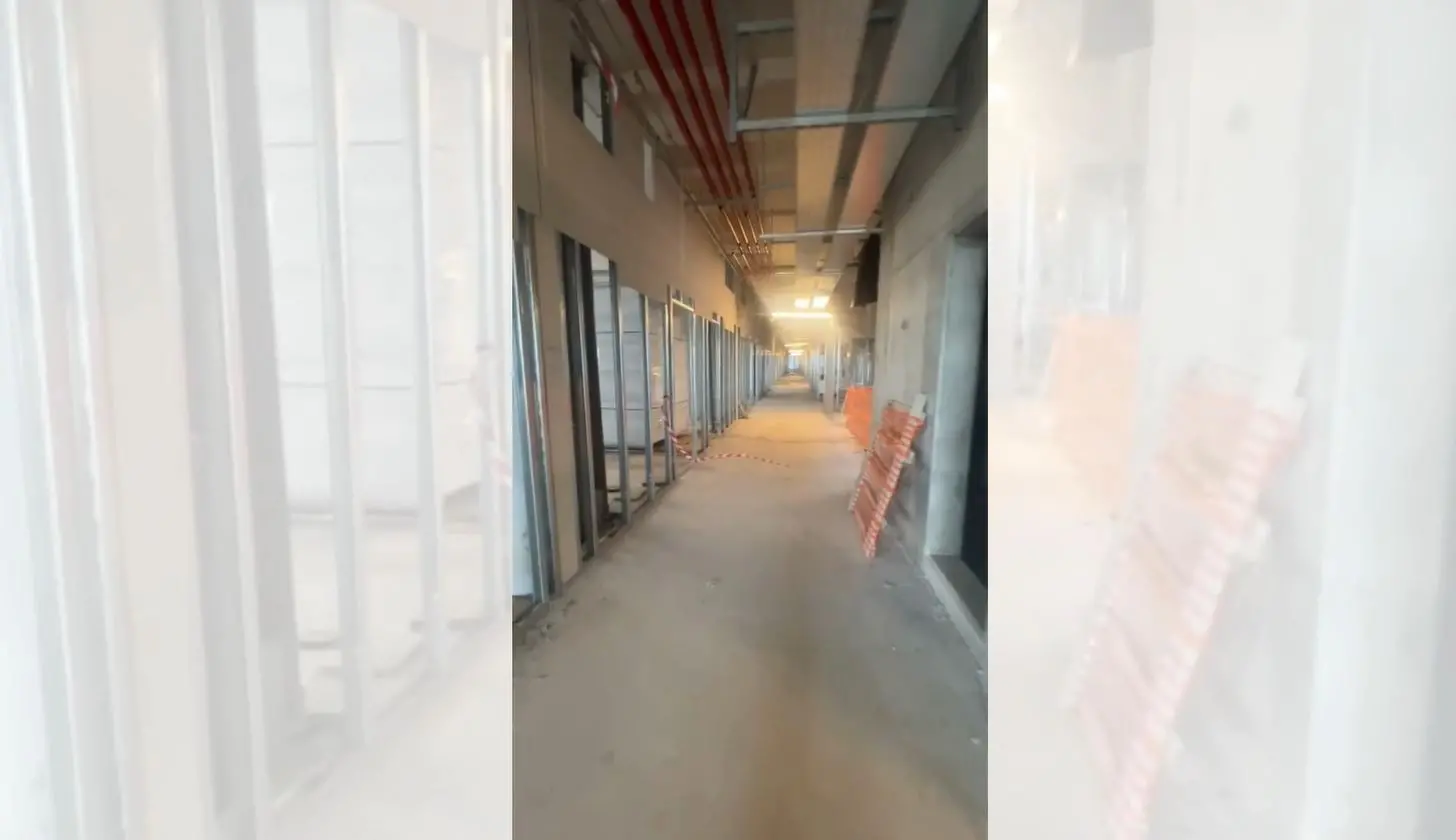 Viaggio nel cantiere dell’ospedale della Sibaritide, le immagini dei lavori in corso: l’avanzamento è al 35%\n