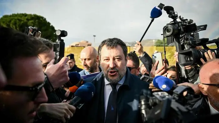 Open Arms, è il giorno della sentenza. Salvini a Palermo: «Rifarei tutto quello che ho fatto»