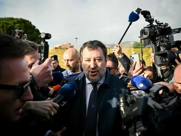 Open Arms, è il giorno della sentenza. Salvini a Palermo: «Rifarei tutto quello che ho fatto»