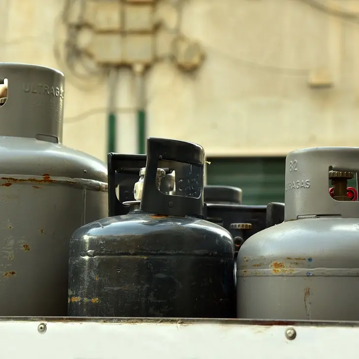 Sequestrate 784 bombole di gpl a due aziende di Cirò Marina per violazione delle misure di sicurezza