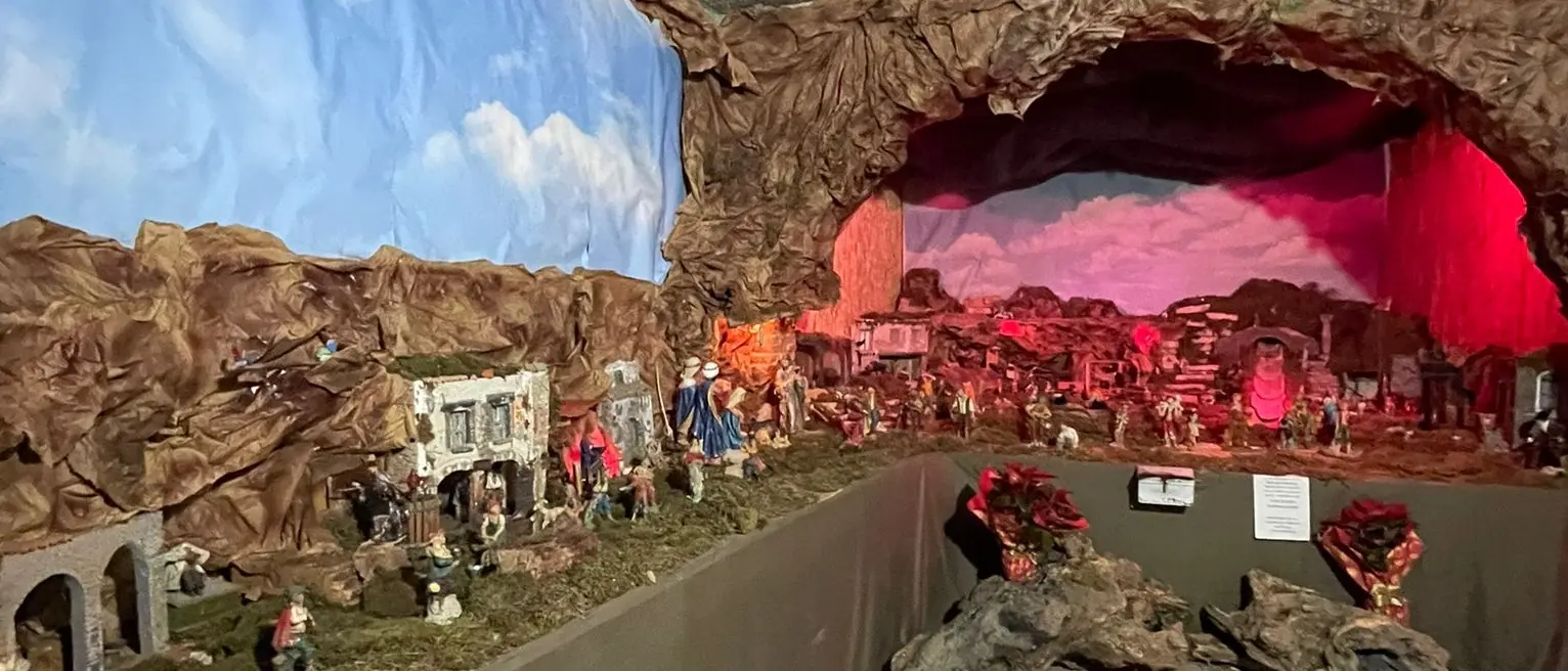 Gli ingranaggi reperiti da rottami oltre 60 anni fa, a Caulonia rivive il presepe elettromeccanico