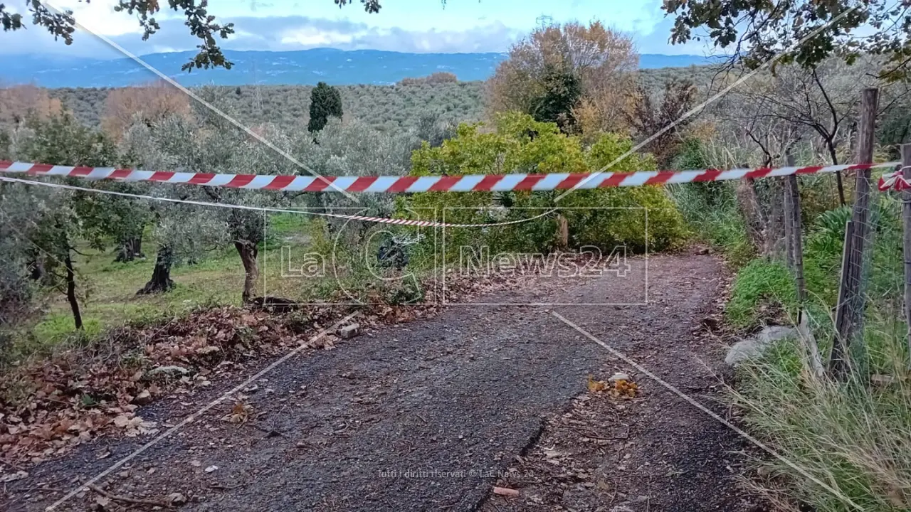 Due giovanissime vite spezzate in un incidente a San Pietro a Maida, comunità sotto shock: «Una vigilia che ricorderemo per sempre»