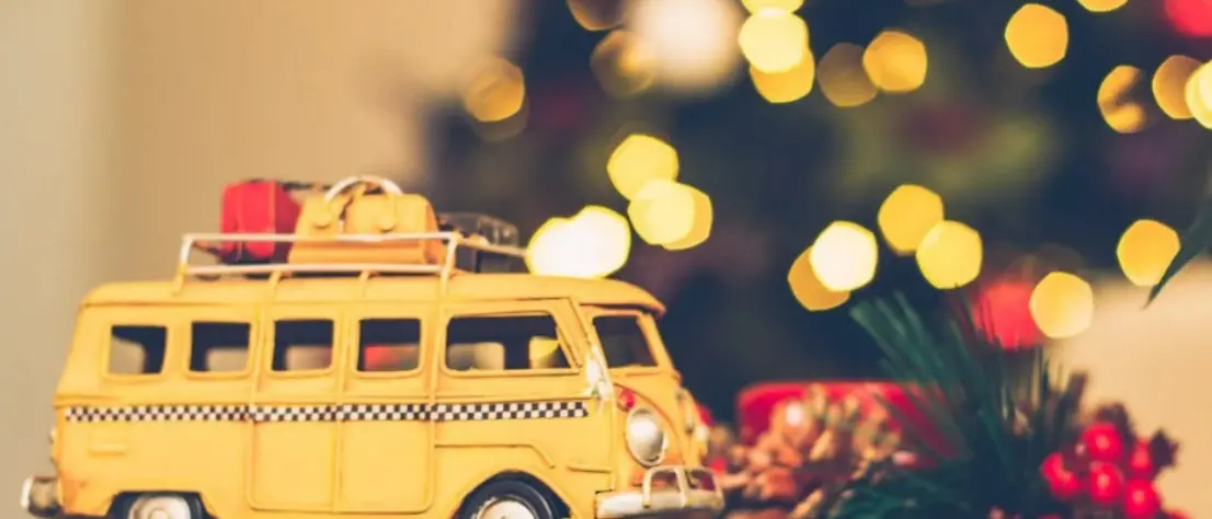 Feste di Natale, 17 milioni di italiani in viaggio. Confcommercio: «La spesa supera gli 8 miliardi»\n