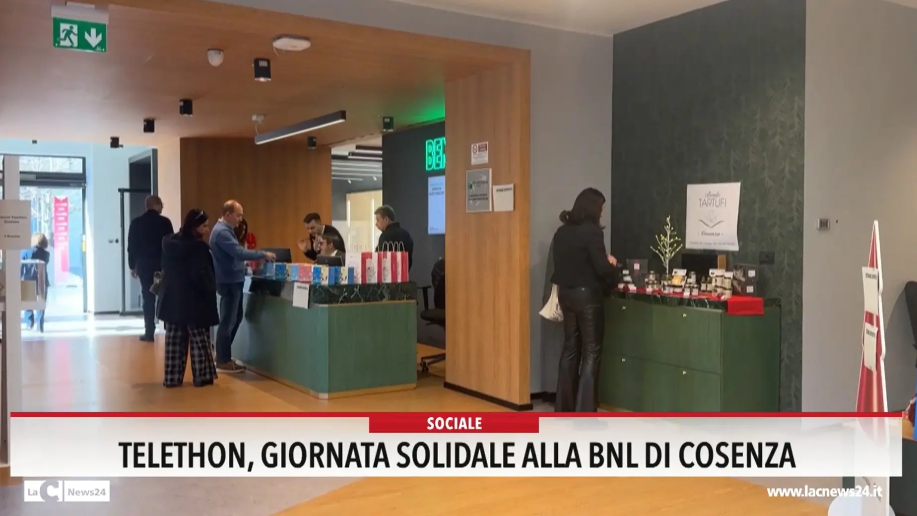 Telethon, giornata solidale alla bnl di Cosenza