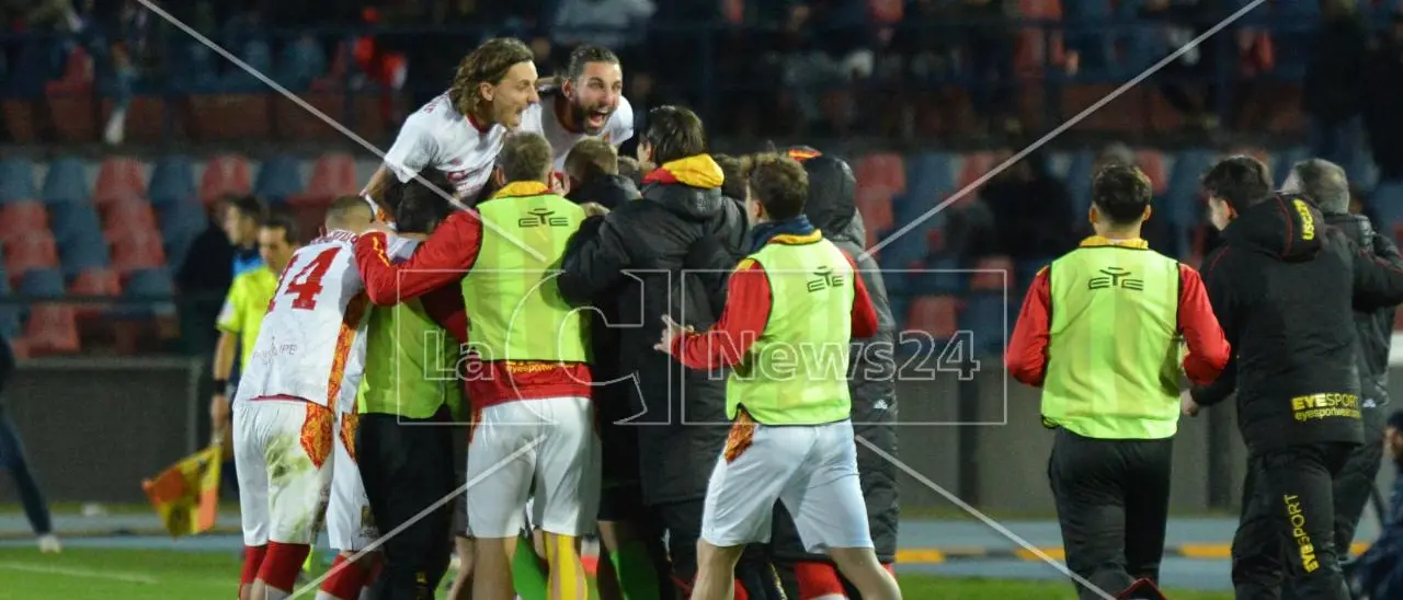 Cosenza-Catanzaro 1-1, le pagelle giallorosse: sotto la sufficienza Iemmello, Scognamillo e Caserta