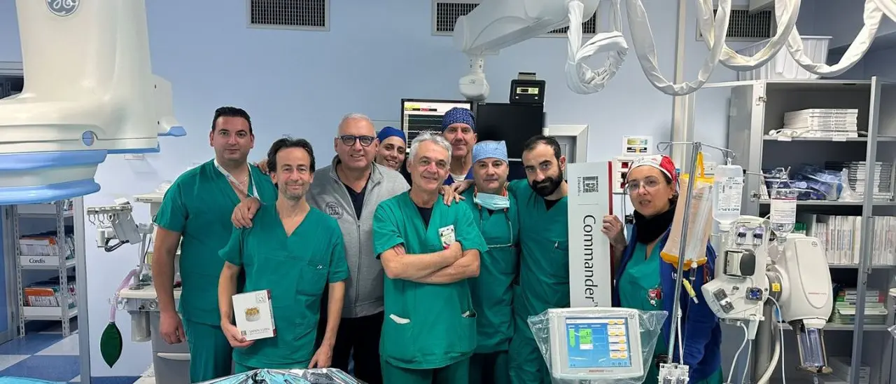 A Reggio Calabria il\u00A0primo impianto dell’innovativa valvola aortica\u00A0con\u00A0tessuto pericardico bovino\n