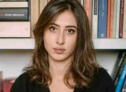 Arrestata in Iran la giornalista italiana Cecilia Sala: è in cella di isolamento da una settimana