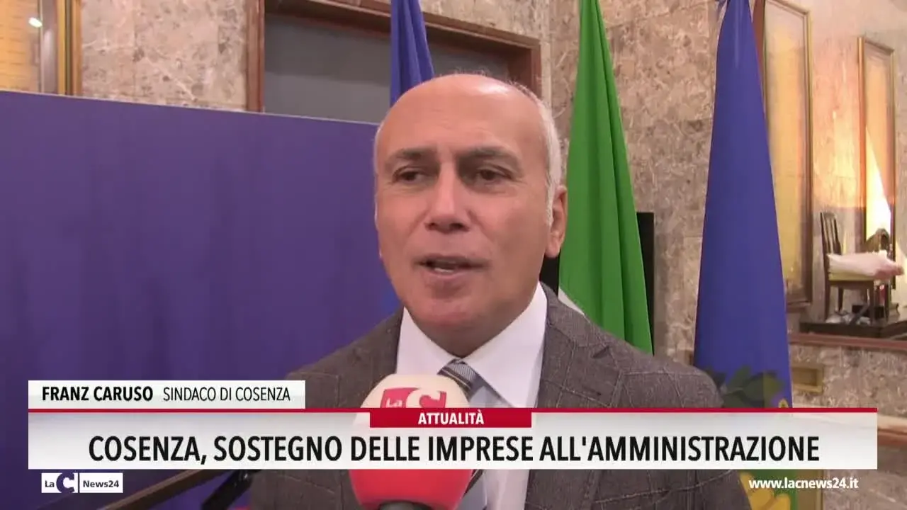 Cosenza, sostegno delle imprese all'amministrazione