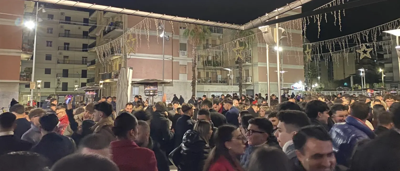 Rinasce la movida rossanese,\u00A0giovani imprenditori rilanciano il centro: «Vogliamo\u00A0restituire a piazza Le Fosse\u00A0il ruolo di cuore pulsante della città»\n