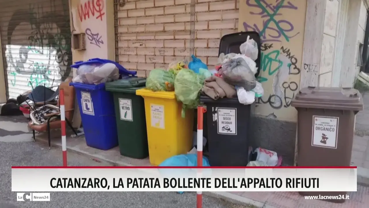 Catanzaro, la patata bollente dell'appalto rifiuti