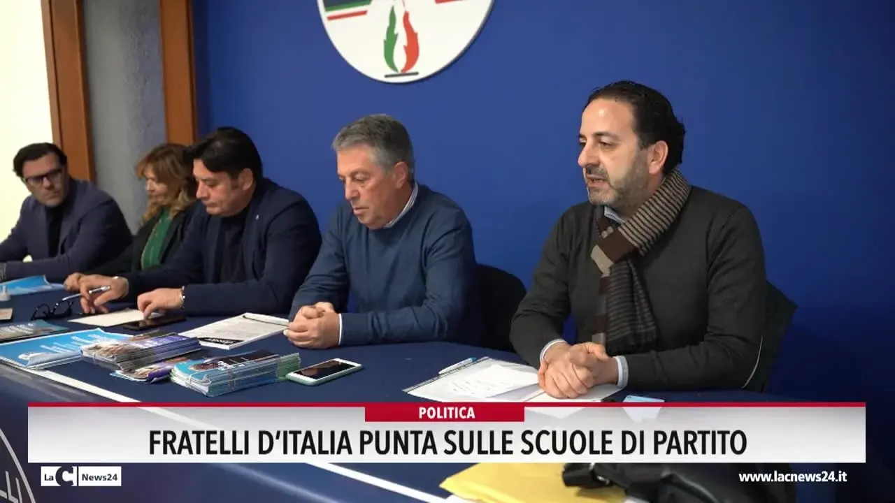 Fratelli d'Italia sulle scuole di partito