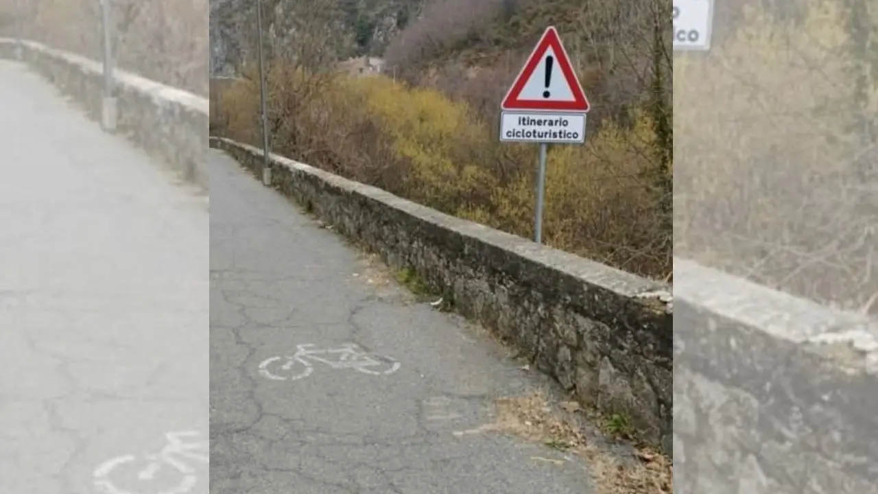 Un tratto della pista ciclabile nel comune di San Giovanni in Fiore