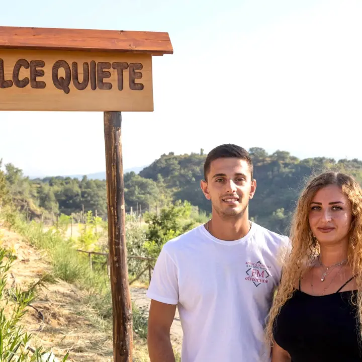 Nel Cosentino il primo cimitero per animali della Calabria: «Avere un posto dove andarli a trovare rende meno triste il distacco»