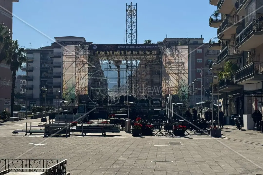 Corigliano Rossano, tutto pronto per il concertone di Capodanno: con Rocco Hunt e J-Ax anche Verdiana\n