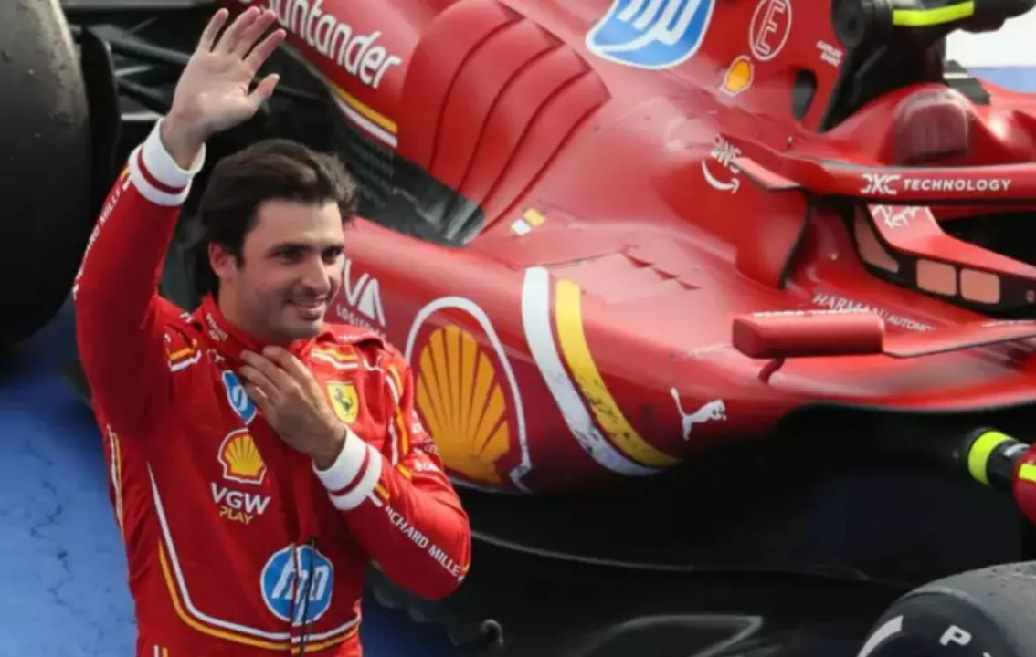 Carlos Sainz saluta la Ferrari: «Bello aver fatto parte di questa storia, ora concentrato a vincere»\n