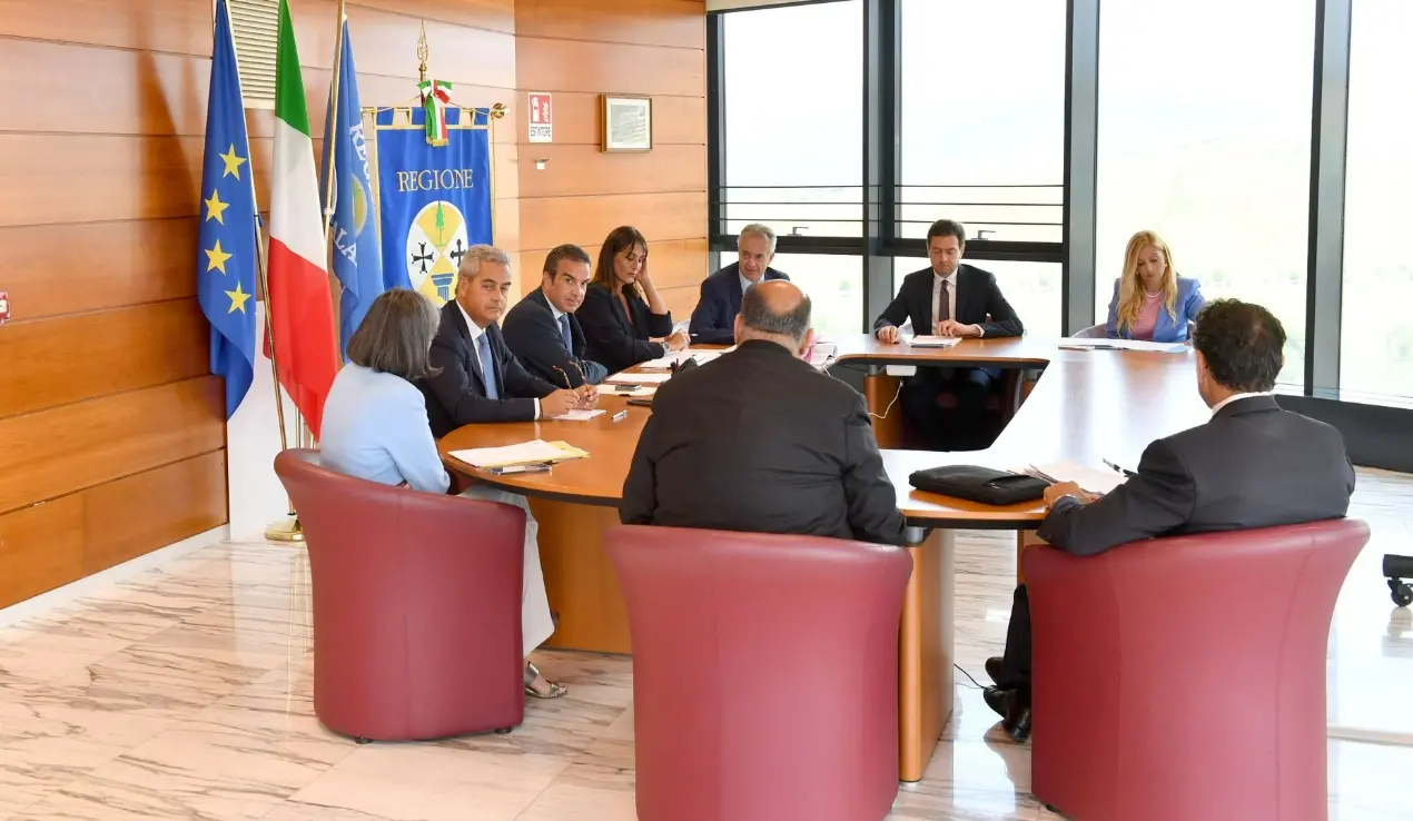 La Calabria ha fame di fondi per Ricerca e sviluppo: arrivano 154 domande e la Regione stanzia altri 25 milioni\n