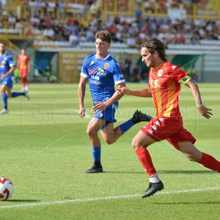 Serie D, Umbaca ci racconta la favola Sambiase:\u00A0«Non parliamo di Serie C, dico solo che stiamo facendo la storia. Crediamo ai play-off»\n