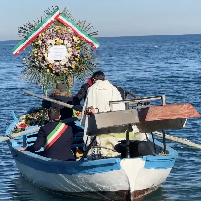 A 50 anni dalla tragedia Corigliano Rossano ricorda i 12 pescatori morti la notte di Capodanno a Schiavonea