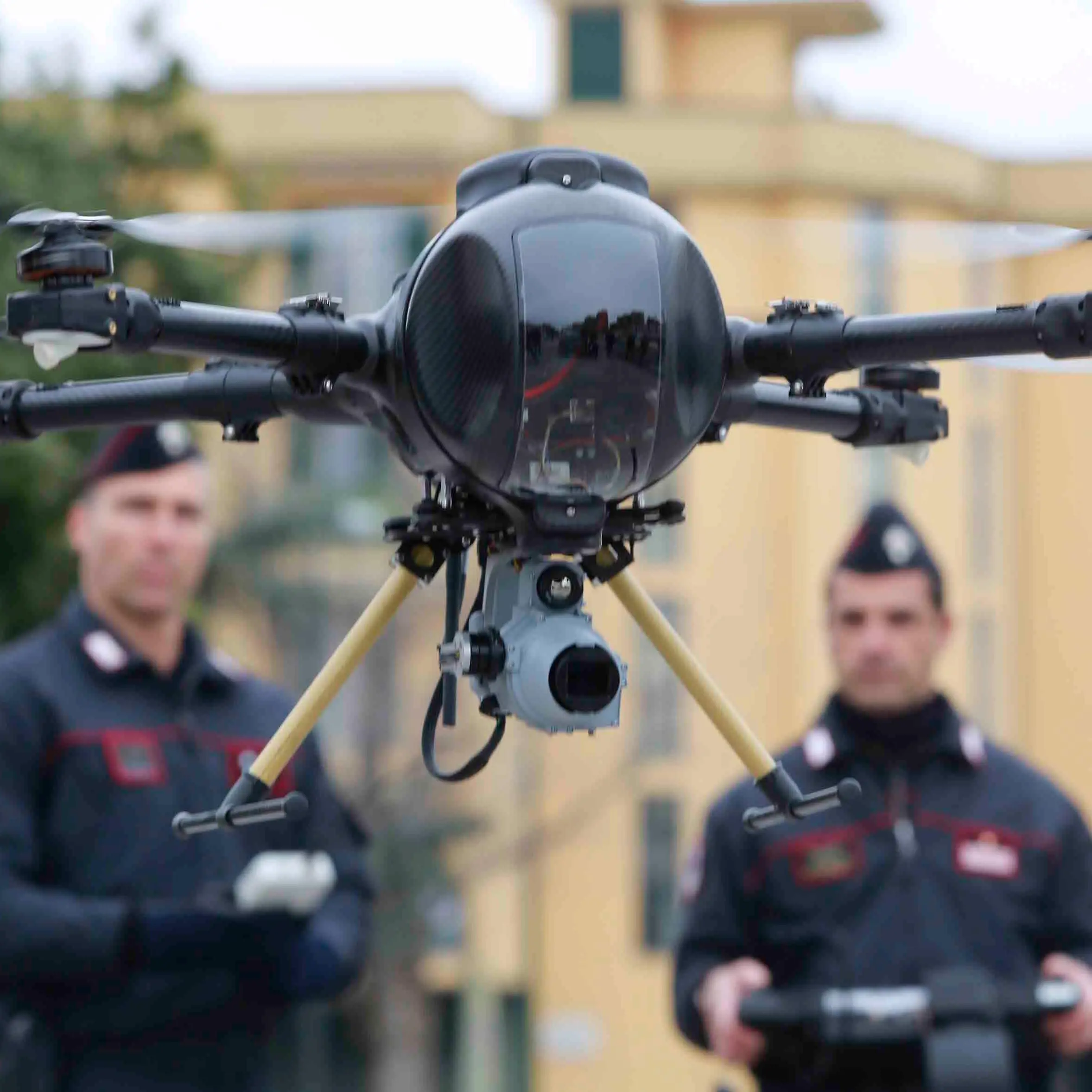 Spaccio nel Vibonese, arrestato un 30enne pedinato da un drone\n