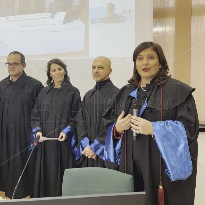 All’Unical la consegna delle lauree\u00A0nello stile\u00A0dei\u00A0campus americani\u00A0\n