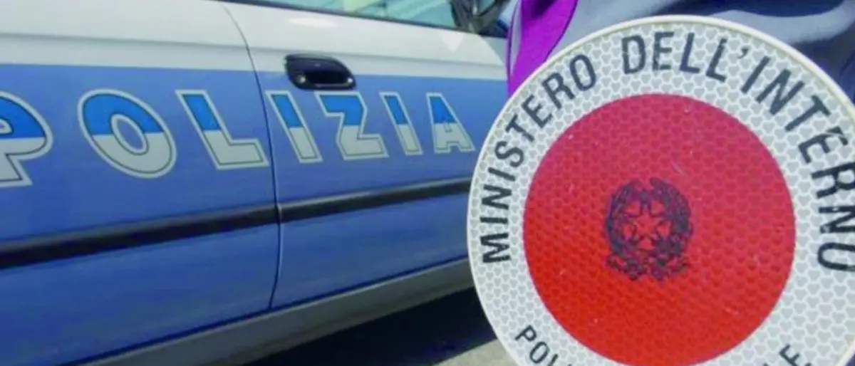 Rifiuta di sottoporsi all’alcol test e oppone resistenza dopo un incidente: arrestato primario