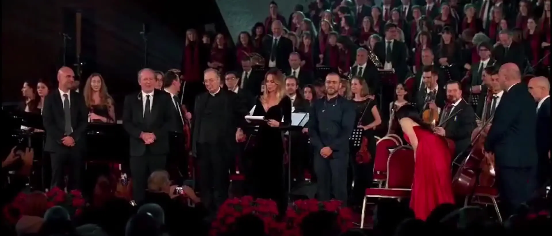 Michele e Antonio Affidato incontrano Papa Francesco in occasione del “Concerto con i Poveri” e lo omaggiano con una loro opera