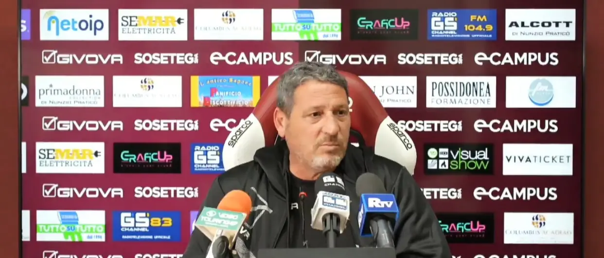 Verso Reggina-Igea Virtus, Trocini: «Non dobbiamo sbagliare, ora contano i risultati. Loro ci daranno filo da torcere»\n