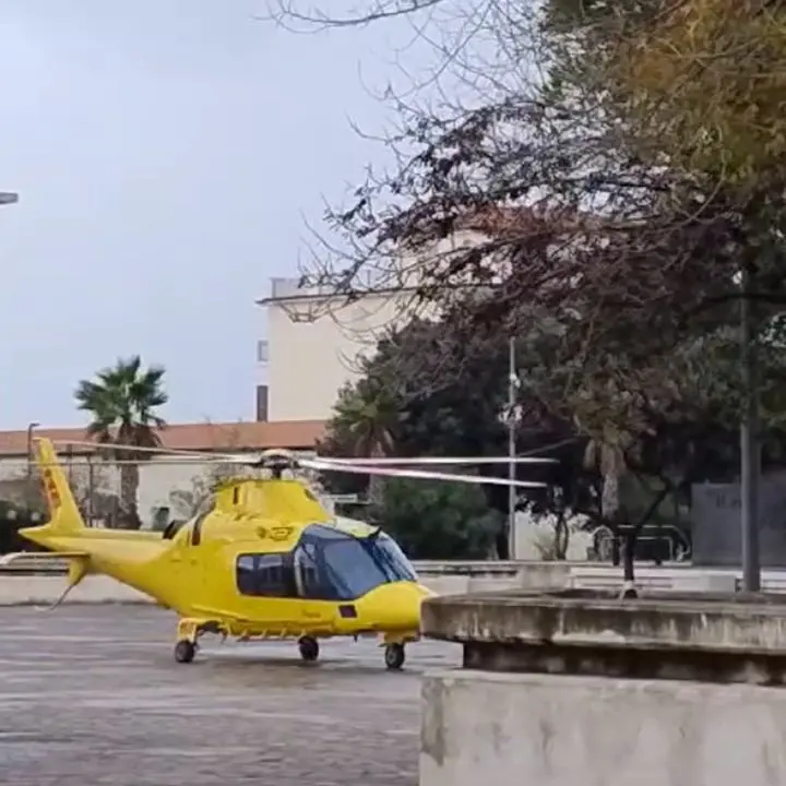 Ha un malore ma l’ambulanza arriva senza medico, muore 47enne di Praia a Mare\n