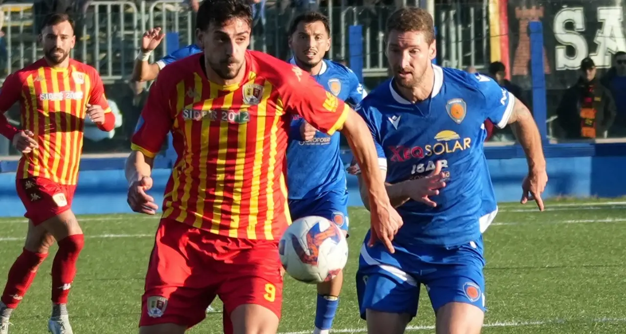 Serie D, impresa del Sambiase: i giallorossi vincono in rimonta in casa del Siracusa con Umbaca e Ferraro\n