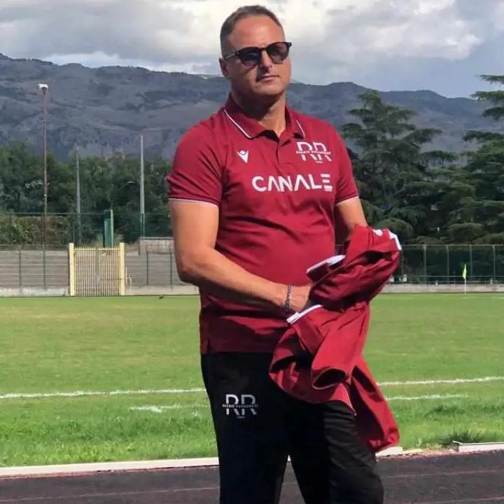 Eccellenza, la Reggioravagnese fa 1-1 contro il Praiatortora e rimanda ancora la vittoria. Misiti: «Ottima prova dei ragazzi. Arbitro? Non parlo»