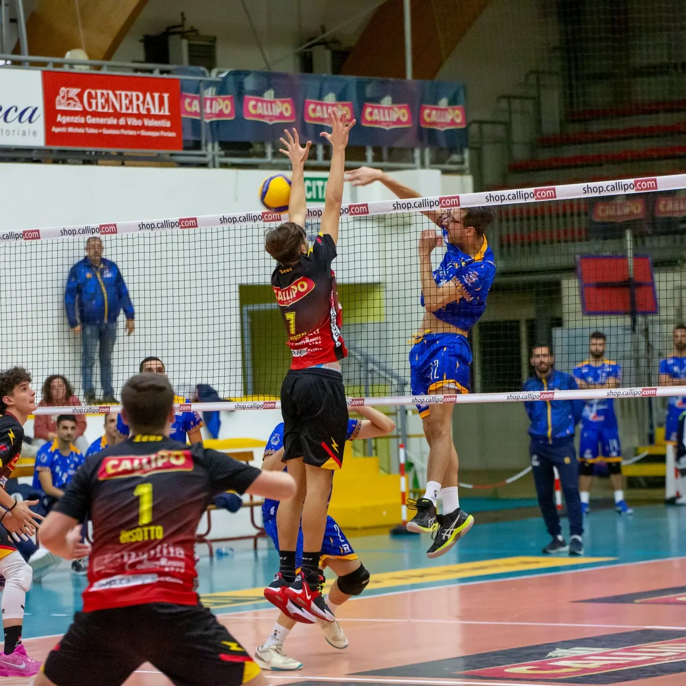 Volley, la Serie C maschile torna in campo: tutti a caccia del Taurianova. E c’è anche il derby Catanzaro-Cosenza