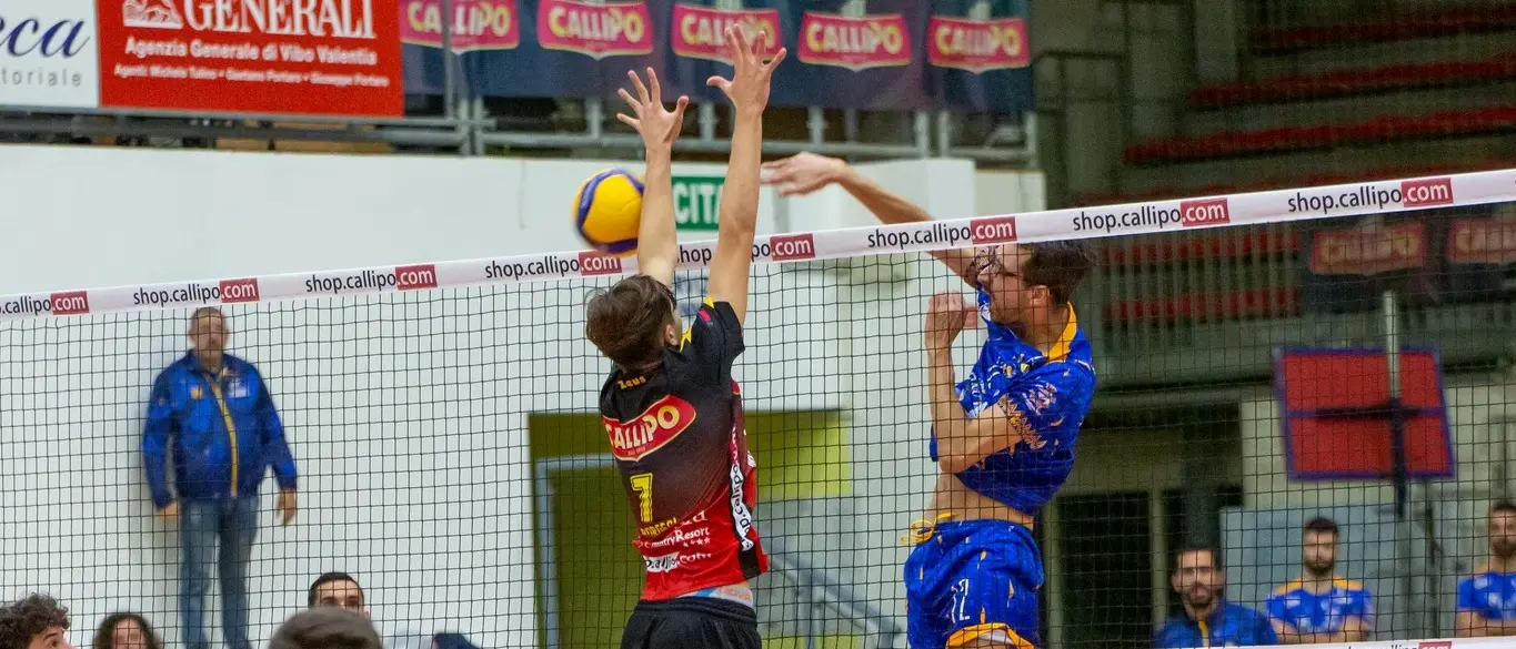 Volley, la Serie C maschile torna in campo: tutti a caccia del Taurianova. E c’è anche il derby Catanzaro-Cosenza